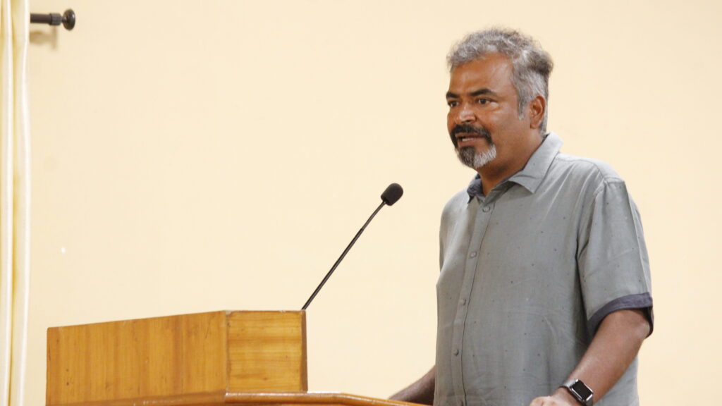 Senthil Nallaswamy delivering speech 